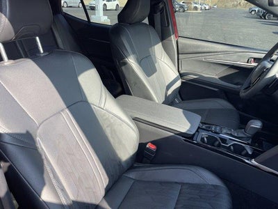 2025 Toyota Camry XSE (Natl)