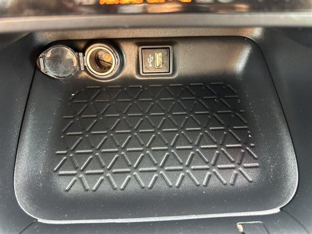 2024 Toyota RAV4 Hybrid XLE AWD (Natl)