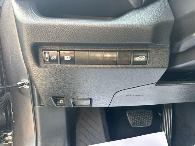 2024 Toyota RAV4 Hybrid XLE AWD (Natl)