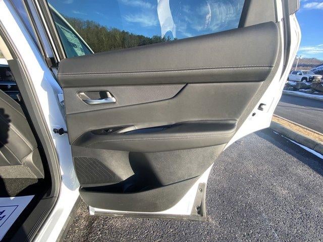 2025 Nissan Murano AWD SL