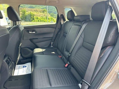 2026 Nissan Rogue 2026.5 AWD Rock Creek