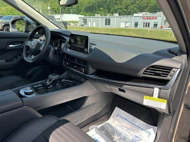 2026 Nissan Rogue 2026.5 AWD Rock Creek