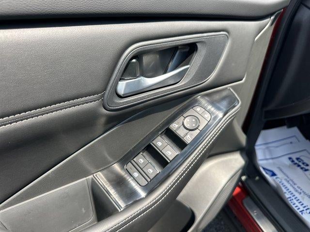 2026 Nissan Rogue 2026.5 AWD Dark Armor