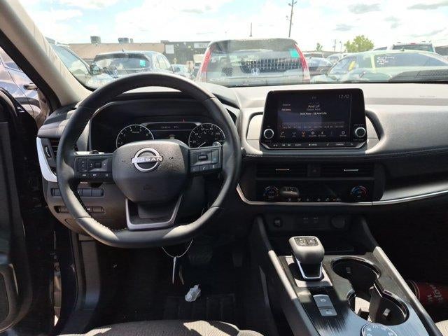 2025 Nissan Rogue AWD SV