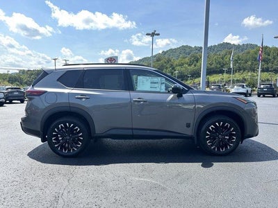2026 Nissan Rogue 2026.5 AWD Dark Armor