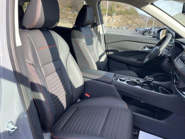 2026 Nissan Rogue 2026.5 AWD Rock Creek