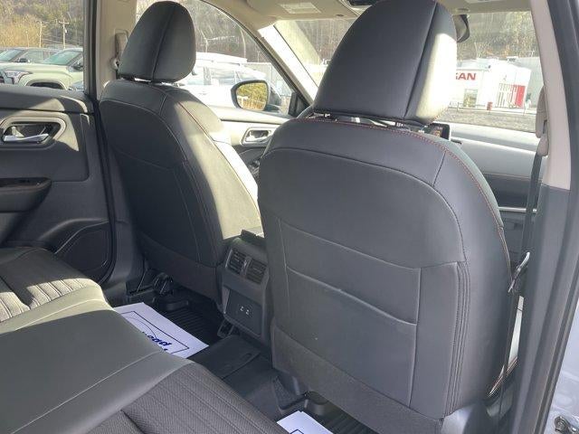 2026 Nissan Rogue 2026.5 AWD Rock Creek