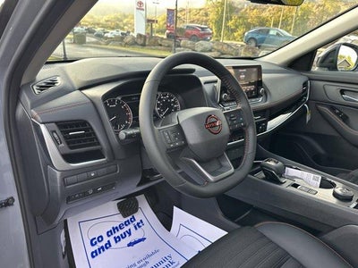 2026 Nissan Rogue AWD Rock Creek *Ltd Avail*