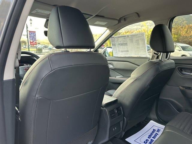 2026 Nissan Rogue AWD Rock Creek *Ltd Avail*