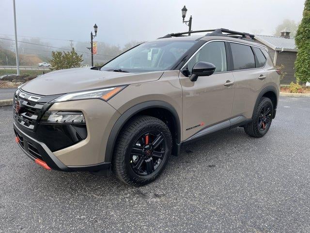 2026 Nissan Rogue AWD Rock Creek *Ltd Avail*