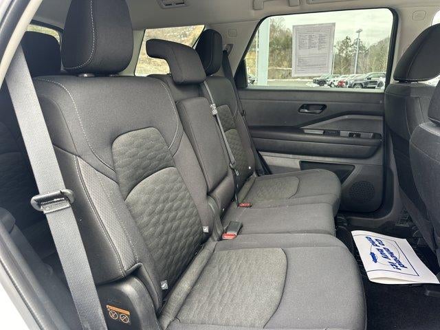 2024 Nissan Pathfinder SV 2WD