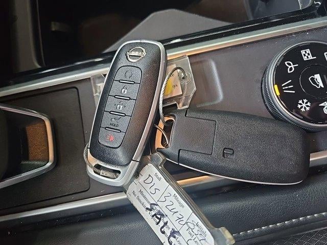 2025 Nissan Pathfinder SV 4WD