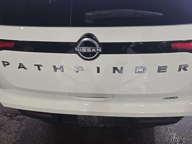 2025 Nissan Pathfinder SV 4WD