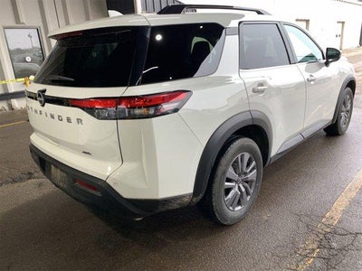 2025 Nissan Pathfinder SV 4WD