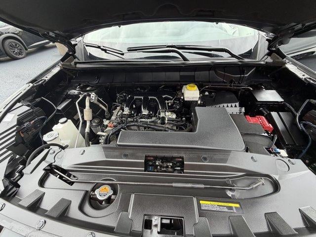 2025 Nissan Pathfinder SV 4WD