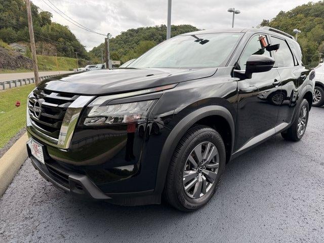2025 Nissan Pathfinder SV 4WD