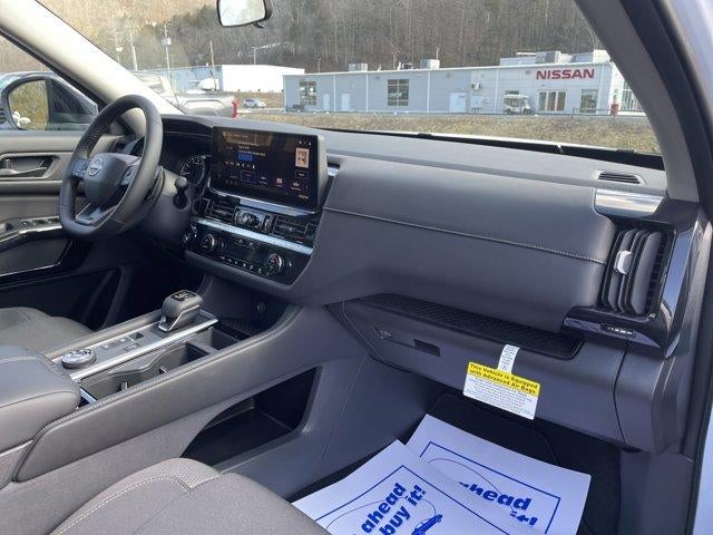 2026 Nissan Pathfinder SV 4WD