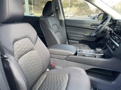 2026 Nissan Pathfinder SV 4WD