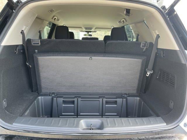 2026 Nissan Pathfinder SV 4WD