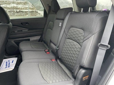 2026 Nissan Pathfinder SV 4WD