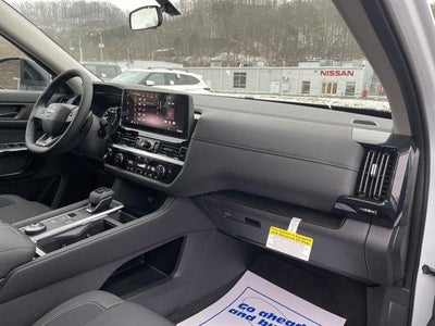 2026 Nissan Pathfinder SV 4WD