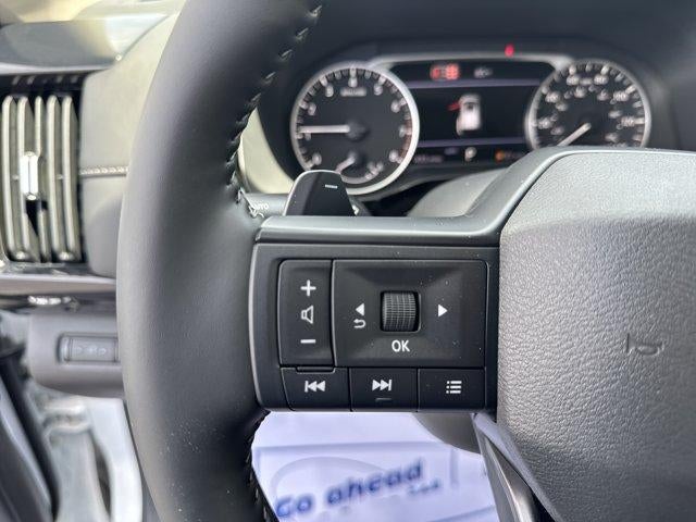 2026 Nissan Pathfinder SV 4WD