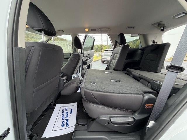 2026 Nissan Pathfinder SV 4WD