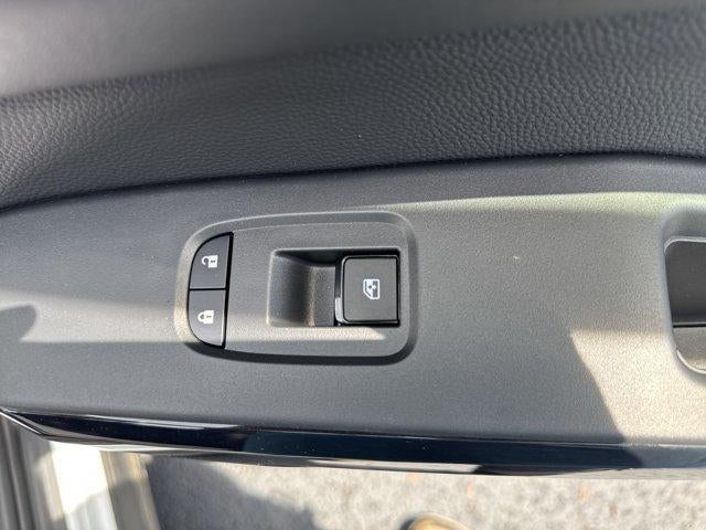 2026 Nissan Pathfinder SV 4WD