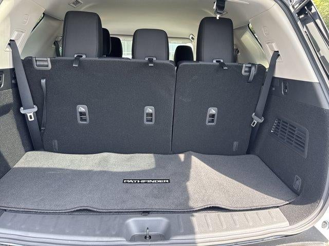 2026 Nissan Pathfinder SV 4WD