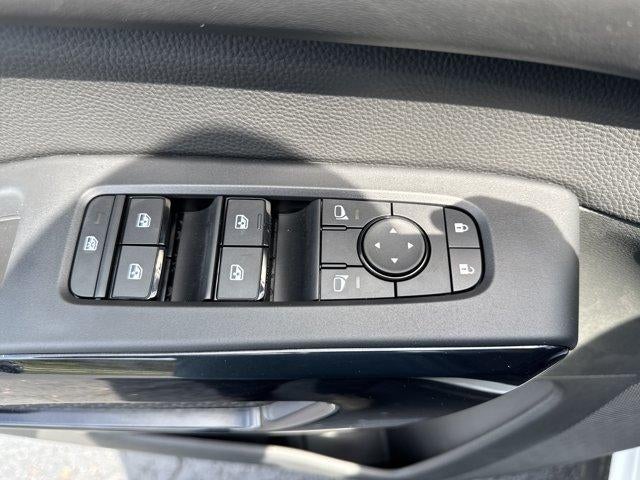 2026 Nissan Pathfinder SV 4WD