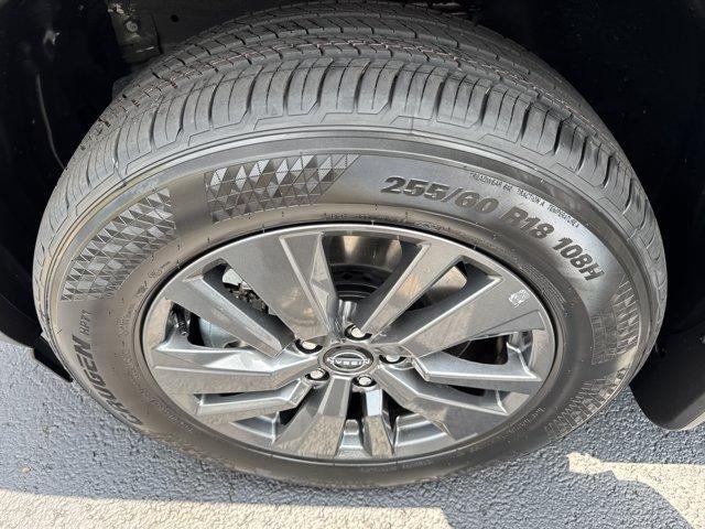 2026 Nissan Pathfinder SV 4WD