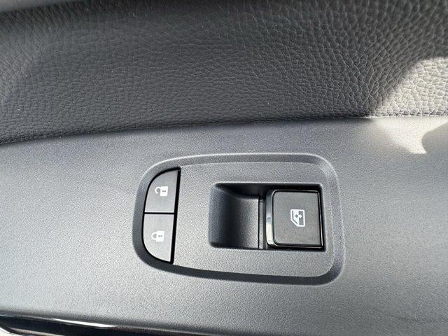 2026 Nissan Pathfinder SV 4WD