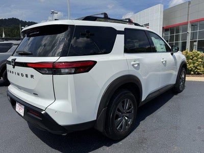 2026 Nissan Pathfinder SV 4WD