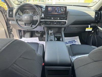 2026 Nissan Pathfinder SV 4WD