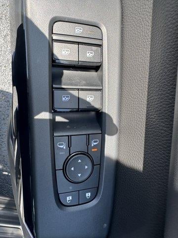 2026 Nissan Pathfinder SV 4WD