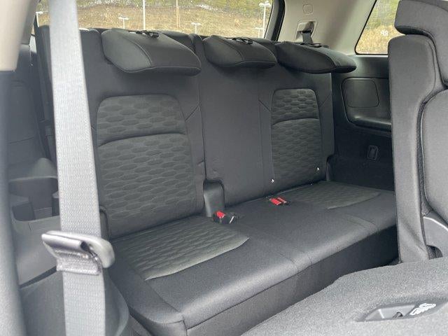 2026 Nissan Pathfinder SV 4WD