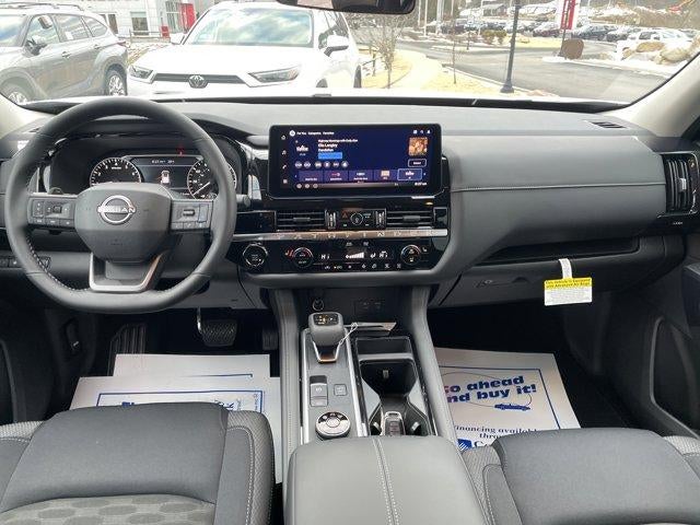 2026 Nissan Pathfinder SV 4WD