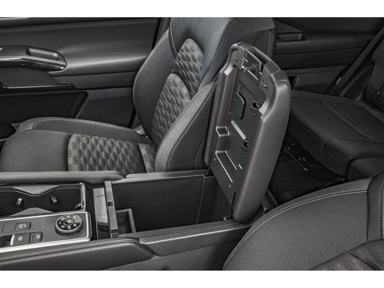 2026 Nissan Pathfinder SV 4WD