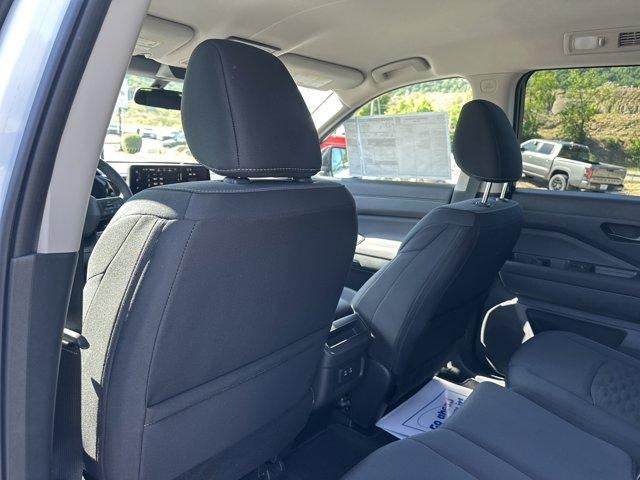 2026 Nissan Pathfinder SV 4WD