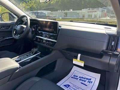 2026 Nissan Pathfinder SV 4WD