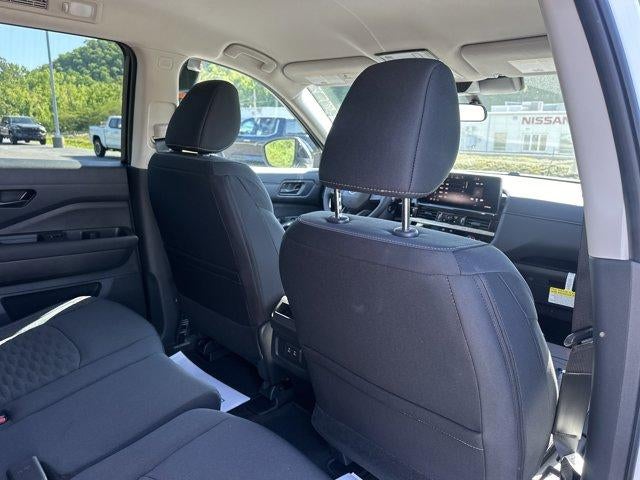 2026 Nissan Pathfinder SV 4WD