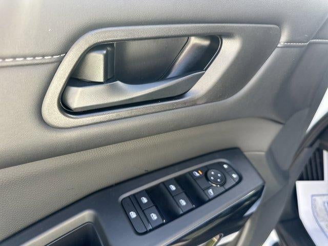 2026 Nissan Pathfinder SV 4WD