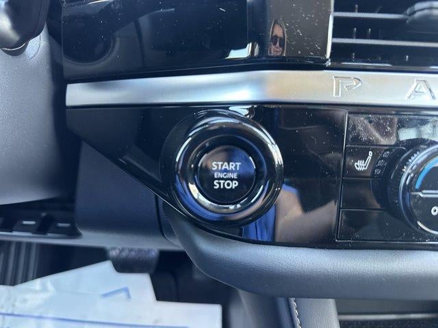 2026 Nissan Pathfinder SV 4WD