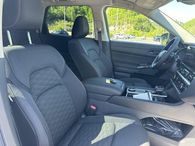 2026 Nissan Pathfinder SV 4WD