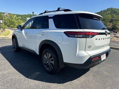 2026 Nissan Pathfinder SV 4WD