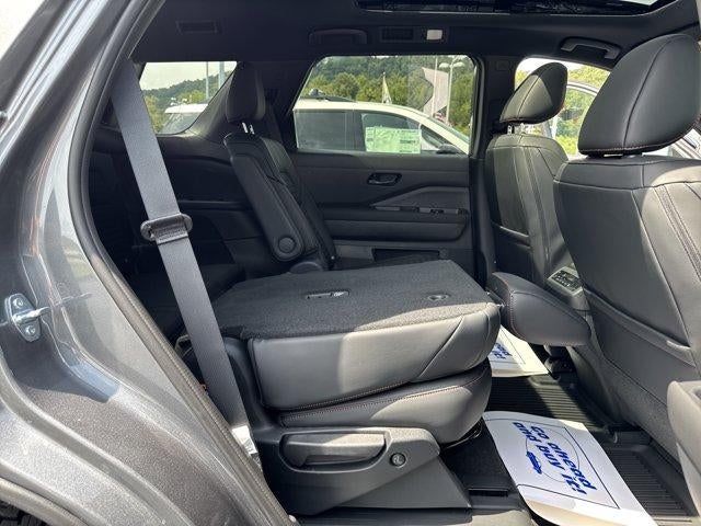 2026 Nissan Pathfinder Rock Creek 4WD