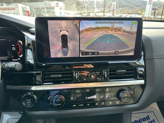 2026 Nissan Pathfinder SL 4WD