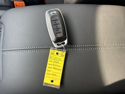 2026 Nissan Pathfinder SL 4WD