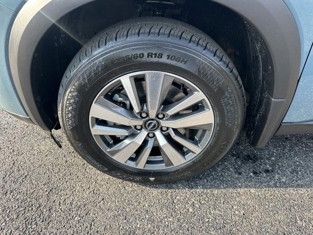 2026 Nissan Pathfinder SL 4WD