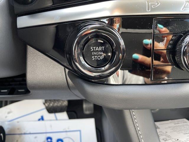 2026 Nissan Pathfinder SL 4WD